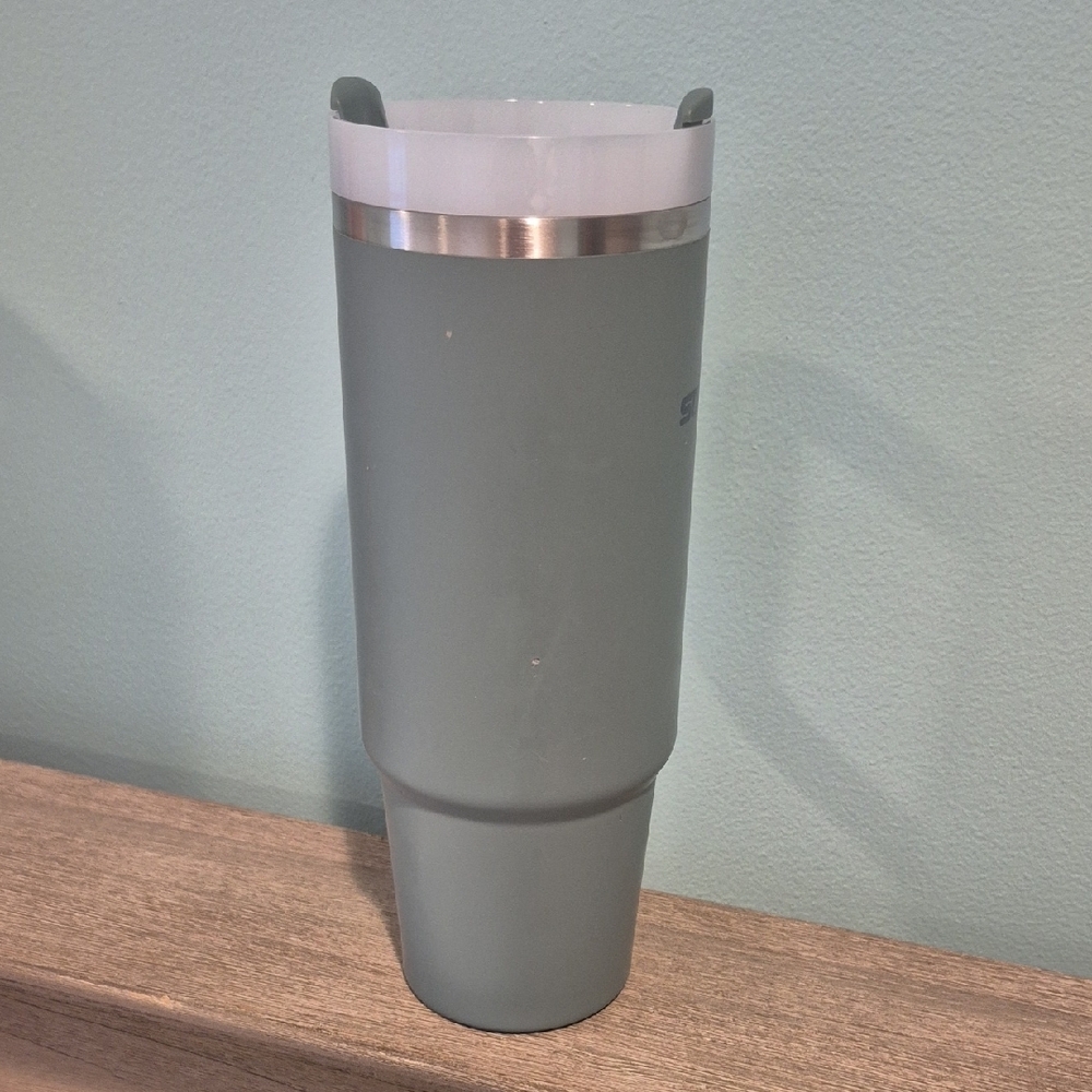 Stanley Sage Travel Mug - Picture 4 of 6